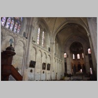 Église Sainte-Radegonde de Poitiers, photo Chatsam, Wikipedia,12.jpg